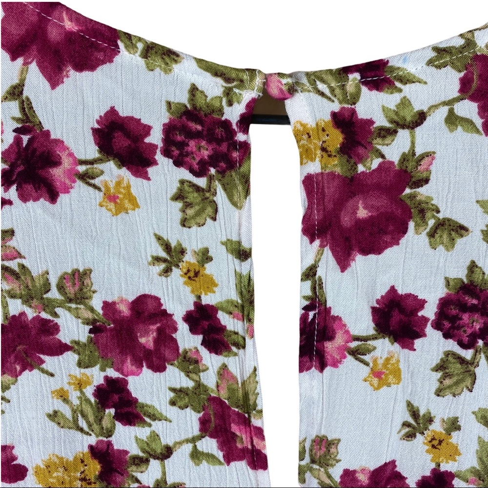American Eagle AEO White Pink Floral Romper XS - Picture 9 of 14
